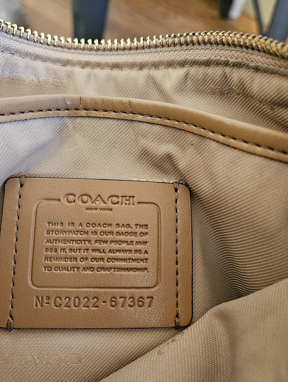 Coach Sutton Hand Bag in Beechwood Legacy Jacquard Print 67367 - Picture 3 of 9